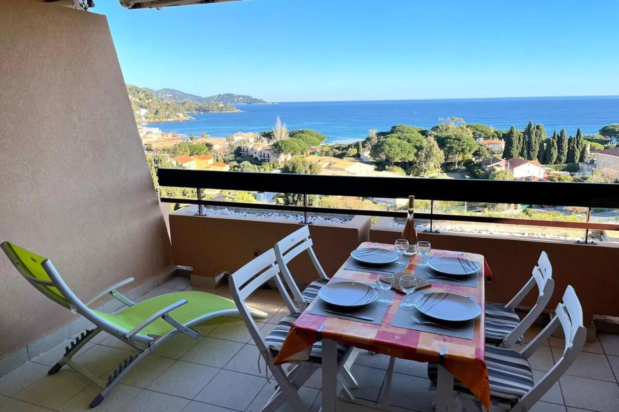 Ferienwohnung T2 In Saint-Clair - Exceptional View! Rated 3 Le Lavandou Exterior foto